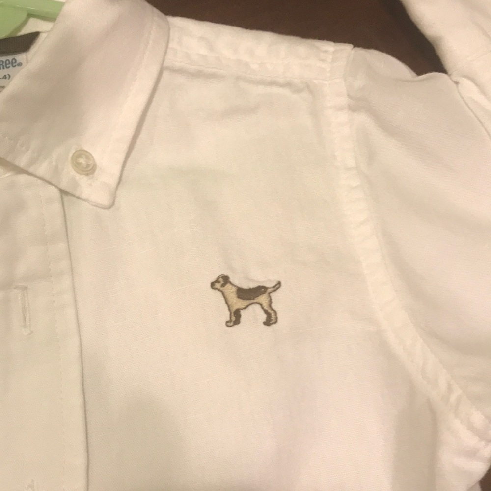 White dress shirt for boys.